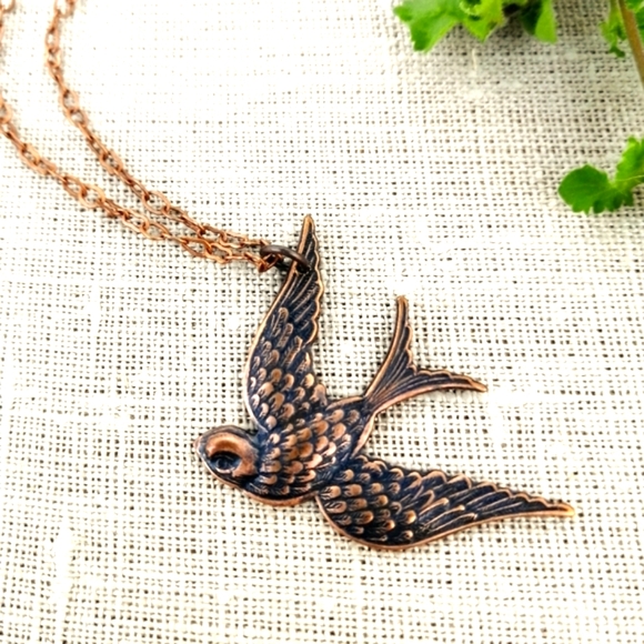 Vintage antique copper bird necklace, Fall Victorian jewelry, boho Y2K - Picture 1 of 6